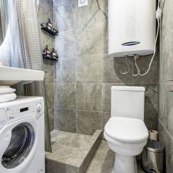 Фото Отель Метры в центре на улице Марата 34