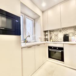 2-комнатные апартаменты люкс на Тюменском Арбате с видом на Бульвар Дзержинского