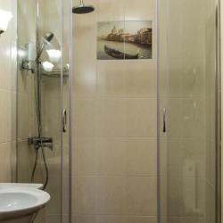 Номер люкс с 1 двуспальной кроватью