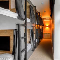 Одноместная капсула в мужском отделении (общие удобства)