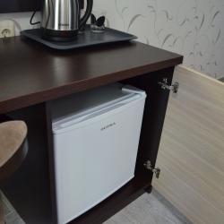 Комната люкс с 1 односпальной и 1 двуспальной кроватью