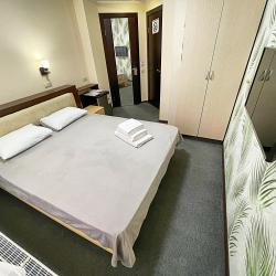 VeryHotel — 7b2bfe6c6efdf32f945be4e0a9fc4724