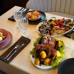 Александр — 7b3a65a63390caa2cade69102452afdf