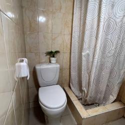 Комната стандарт с 2 односпальными и 2 двуспальными кроватями