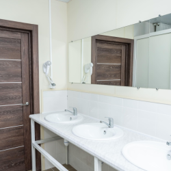 Фото Отель Первомайский