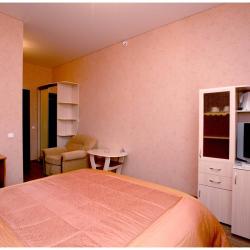 2-местный номер стандарт с 1 двуспальной кроватью