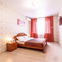 Фото Апартаменты на улице Героя Сарабеева В.И. 3