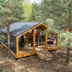 Коттедж улучшенный с 2 двуспальными кроватями Les-Barn