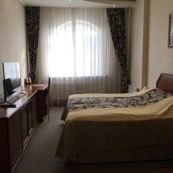 Номер люкс с 1 двуспальной кроватью #5, 10