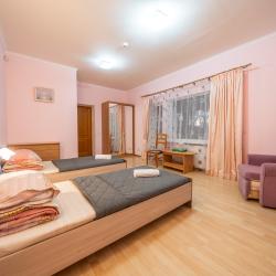 Большой коттедж с сауной