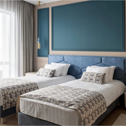 Стандартный номер с двумя раздельными кроватями (без балкона, вид на сопки)