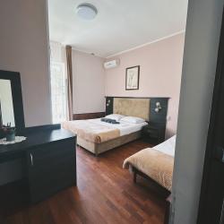 Фото Отель Людмила