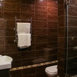 Номер стандарт с 1 двуспальной кроватью
