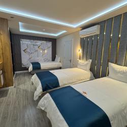 Фото Отель Lakeside Hotel (Лэйксайд)