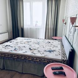 Фото Апартаменты на улице Обручева 8/1