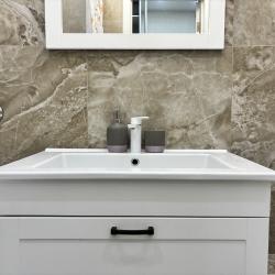 Фото Отель Уютная квартира в центре города с видом на Ангару