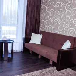 Номер люкс улучшенный с 1 двуспальной кроватью