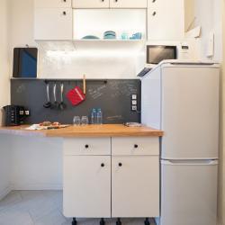 Фото Отель ELLJOY apartments (Эллджой апартментс)