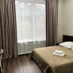 Номер стандарт с 1 двуспальной кроватью