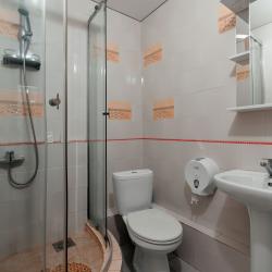 Комната комфорт с 1 двуспальной кроватью