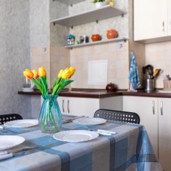 Фото Апартаменты на улице Федора Абрамова 8