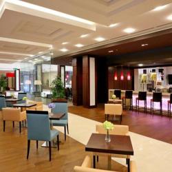 Фото Отель Hilton Garden Inn Astana (Хилтон Гарден Инн Астана)