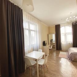 Фото Отель Rental Family Rooms (Рентал Фэмили) на Детском переулке