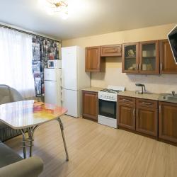 Фото Отель НаСутки35 на Челюскинцев 62