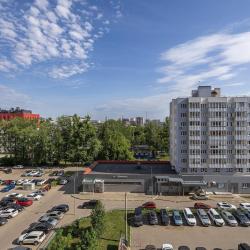 Фото Отель Трёхкомнатная квартира на Краснозвёздной улице 31