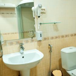 Номер стандарт с 2 односпальными кроватями с видом на город