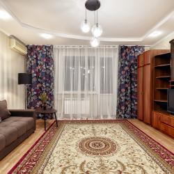 Фото Отель Лайтхаус в микрорайоне Самал-2 78
