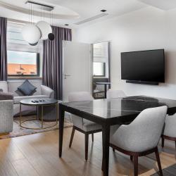 Two Bedroom Apartment c 2-мя двуспальными кроватями