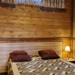 Фото Отель Дом В1 на базе отдыха Новинки Парк