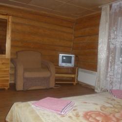 Коттедж стандарт с 6 односпальными и 1 двуспальной кроватью