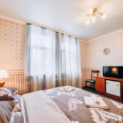 Комната стандарт с 1 двуспальной кроватью