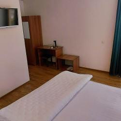 Номер улучшенный стандарт с 1 двуспальной кроватью