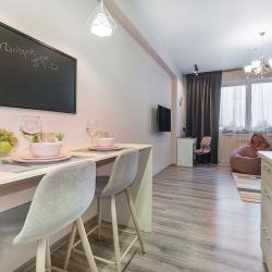 Апартаменты улучшенные с 1 двуспальной кроватью