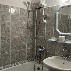 3-местный 3-комнатный номер улучшенный с 3 односпальными кроватями