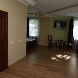 Столица — 7d74ab105949a430beb9b418bb6fd883