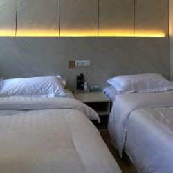Holiday hotel (Холидей Хотел) — 7daa60658bb5093c9d80c574740b165b