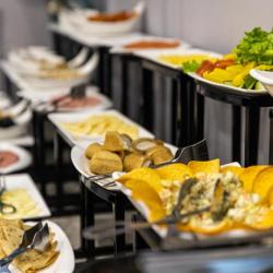 Фото Отель Resident Bishkek (Резидент )