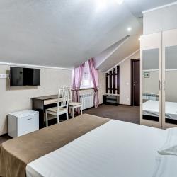 Номер стандарт с 1 двуспальной кроватью