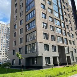 Фото Апартаменты V GОSТIАН U NАSТI на улице Академика Парина 40