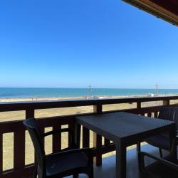 Двухместный люкс с полным видом на море