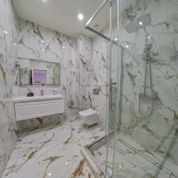 Номер делюкс с 1 двуспальной кроватью
