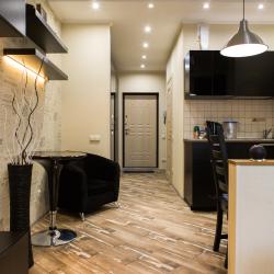 Фото Отель Уют Home (Хоум) на улице Дмитрия Михайлова 4-43