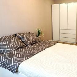 Фото Отель CrystalRentals (КристалРенталс) на улице Бориса Житкова 6 корпус 1