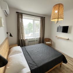 Номер стандарт с 1 двуспальной кроватью