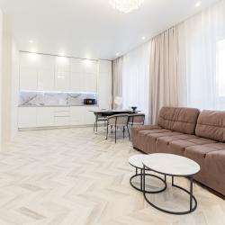 Фото Апартаменты Петровские на улице Василия Кандинского 1