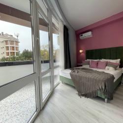 Апартаменты студия гостиничный комплекс Радуга 10И